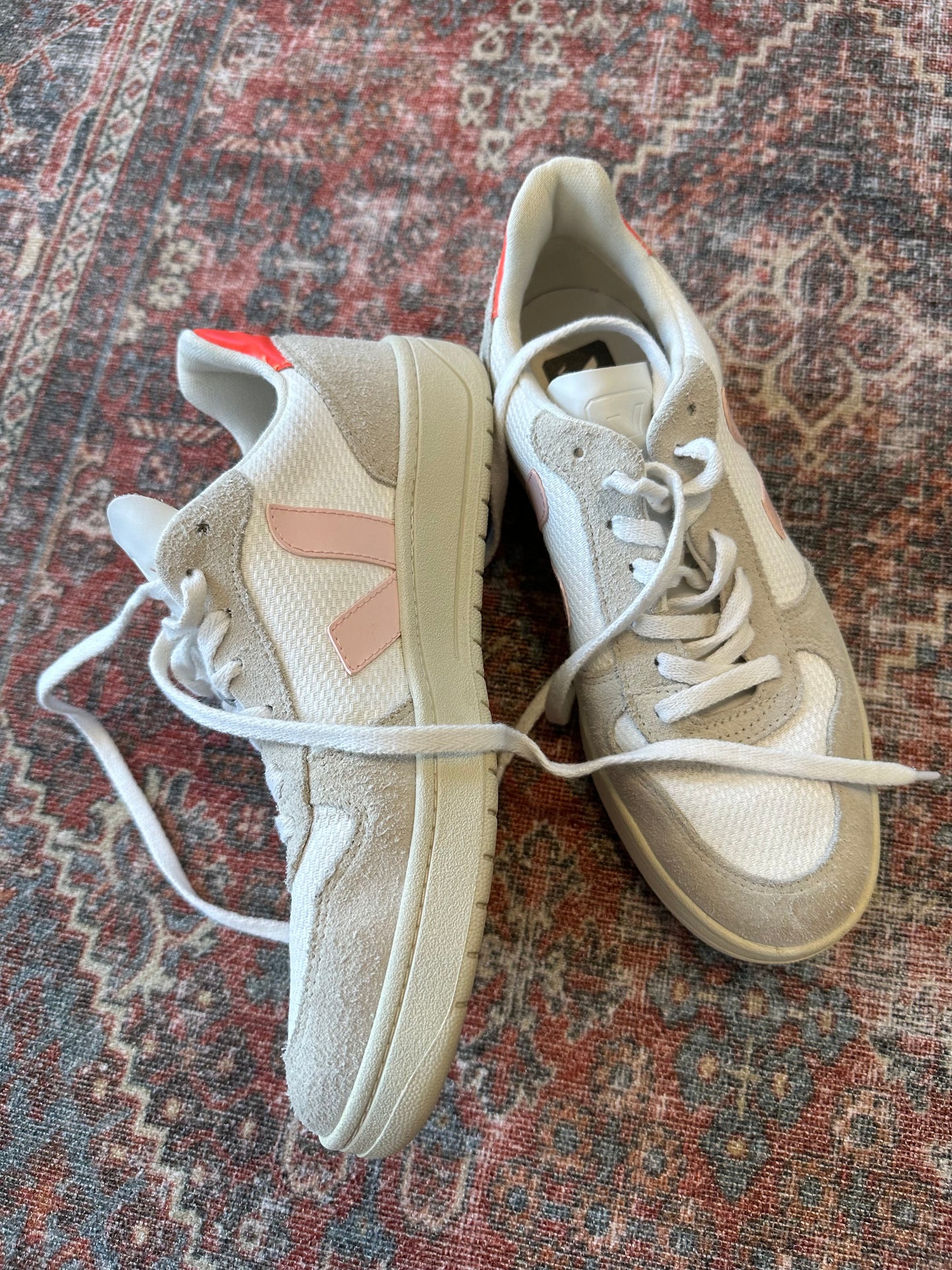 Veja Sneakers