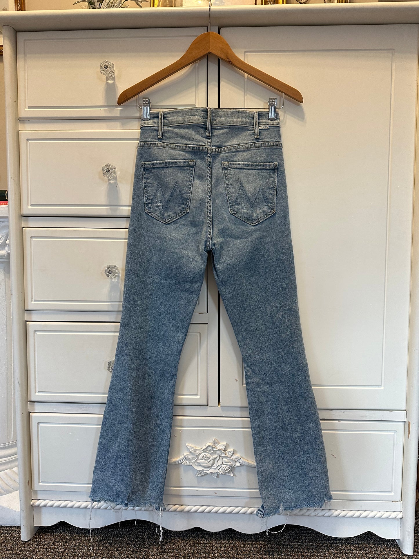 Mother Denim “The Hustler Ankle Chew”