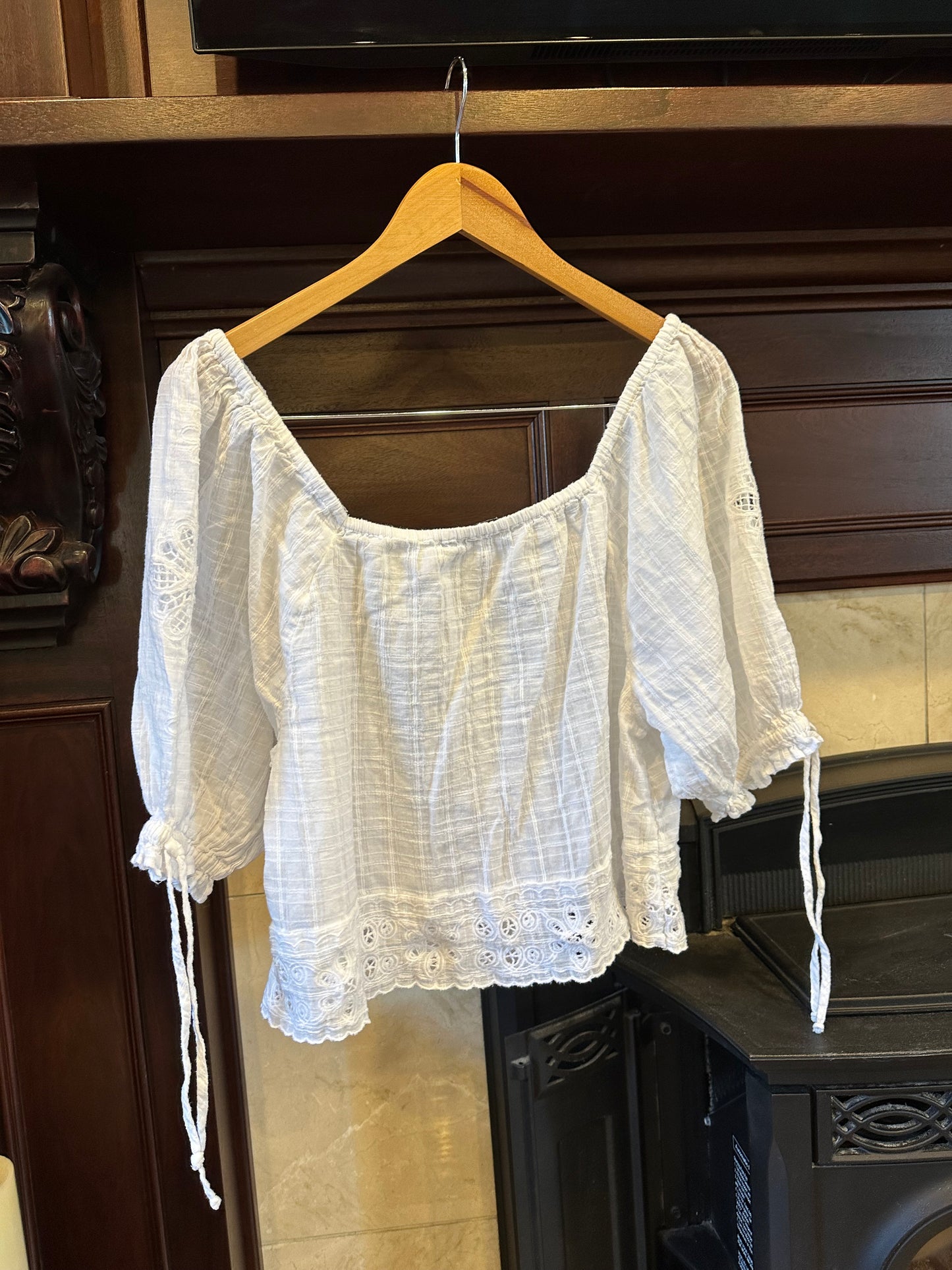 American Eagle Top