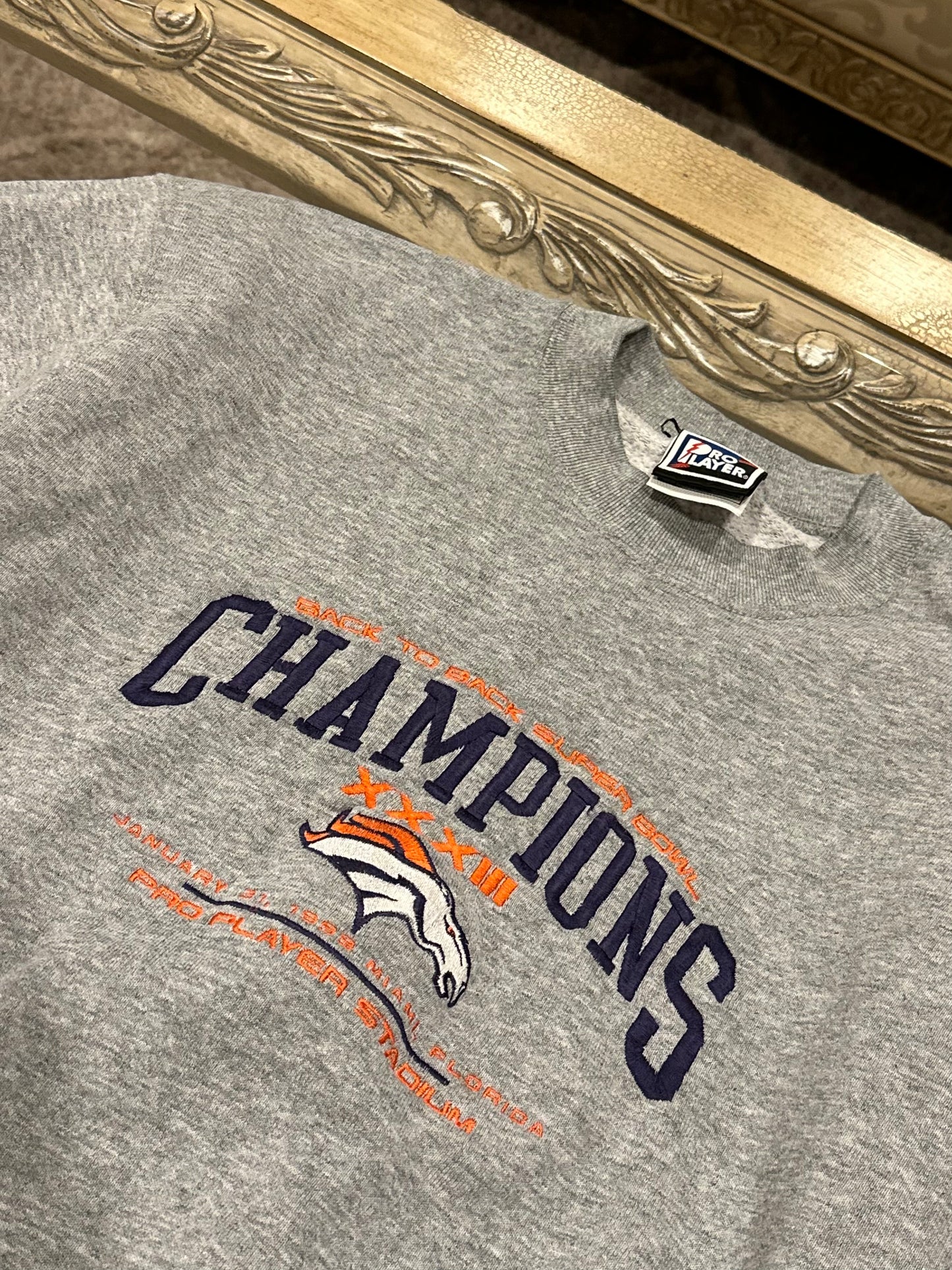 Bronco Champions Crewneck Pullover