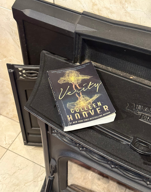 Verity by Colleen Hoover