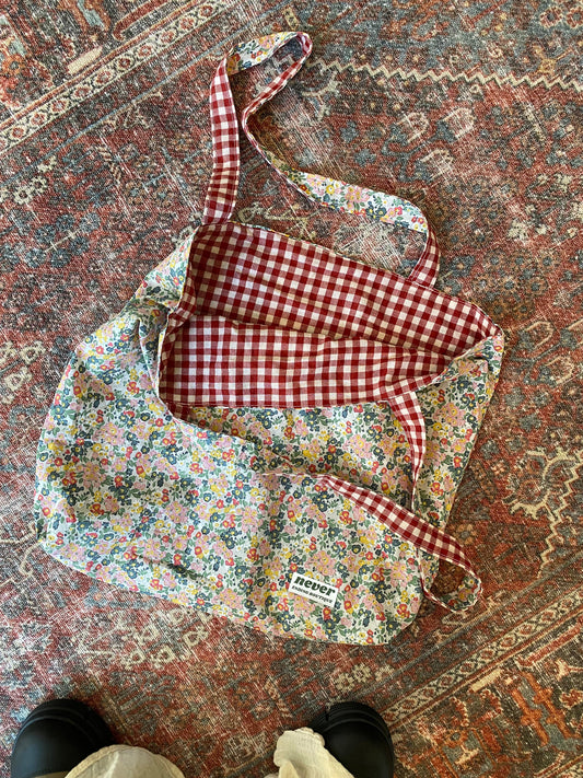 Never Ending Boutique Reversible Floral/Gingham Tote Bag