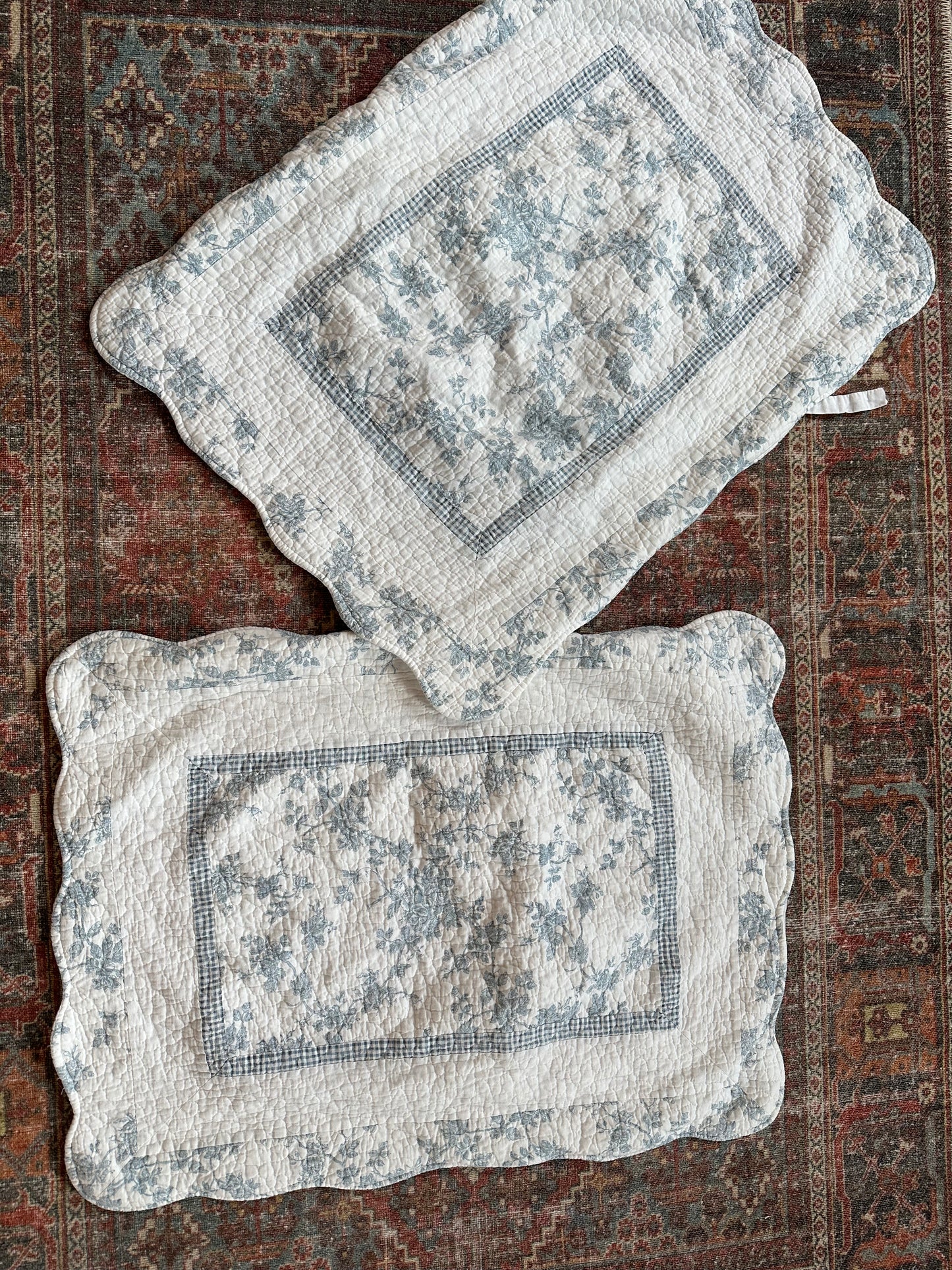 Floral/Gingham Quilt Pillow Case Set (2)