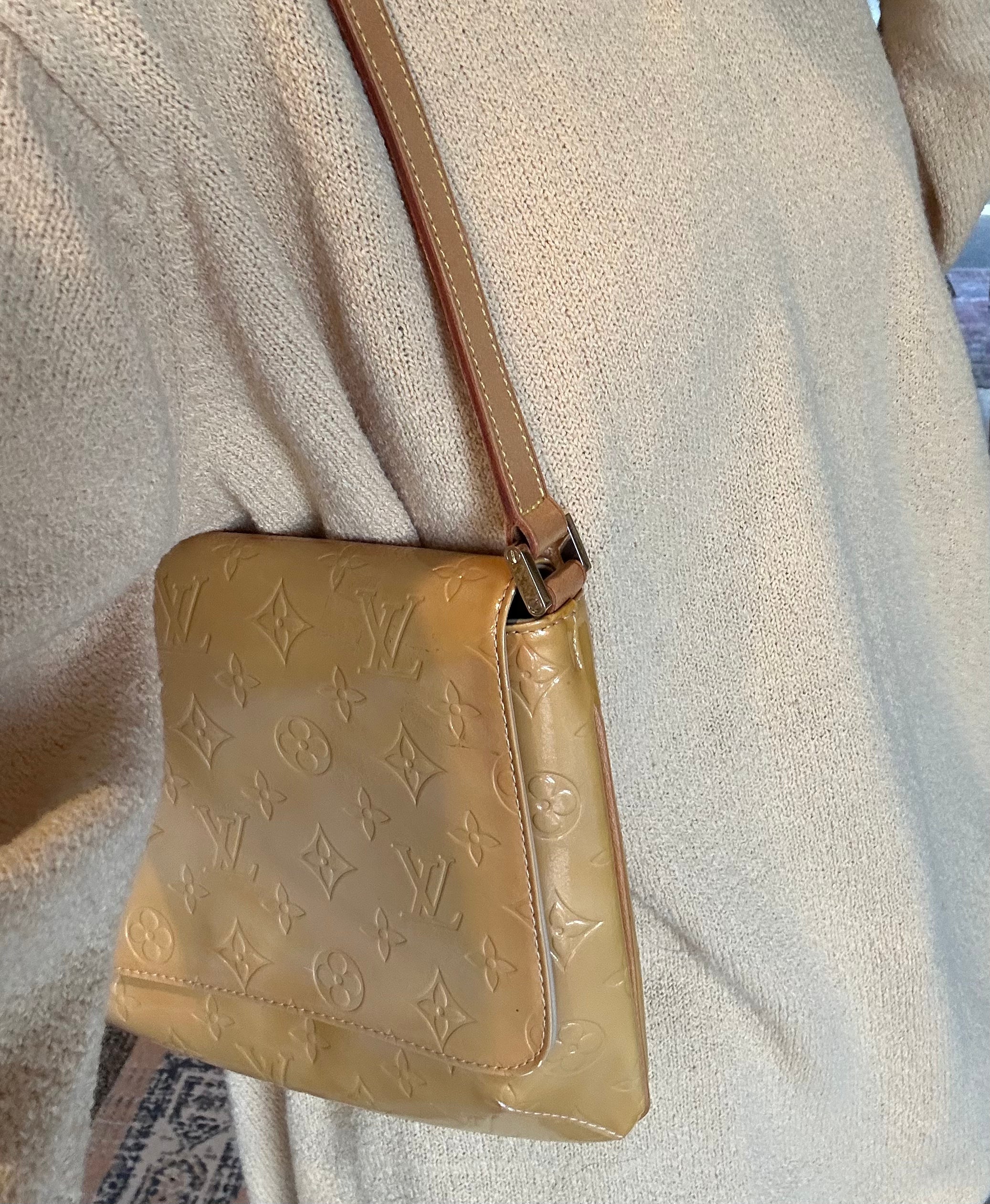 Louis Vuitton // Handbag / Gold Hardware / Restored / Yellow Thread – Jeelie