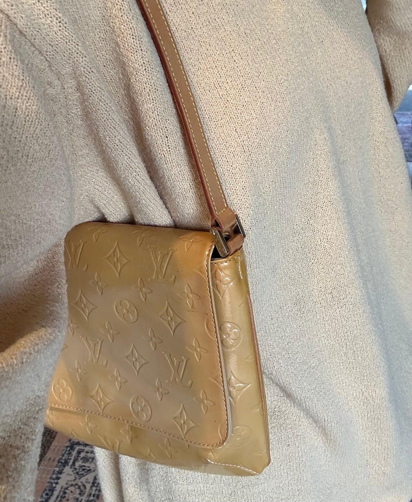 Vintage Louis Vuitton Thompson Street Yellow Vernis Leather Shoulder Bag