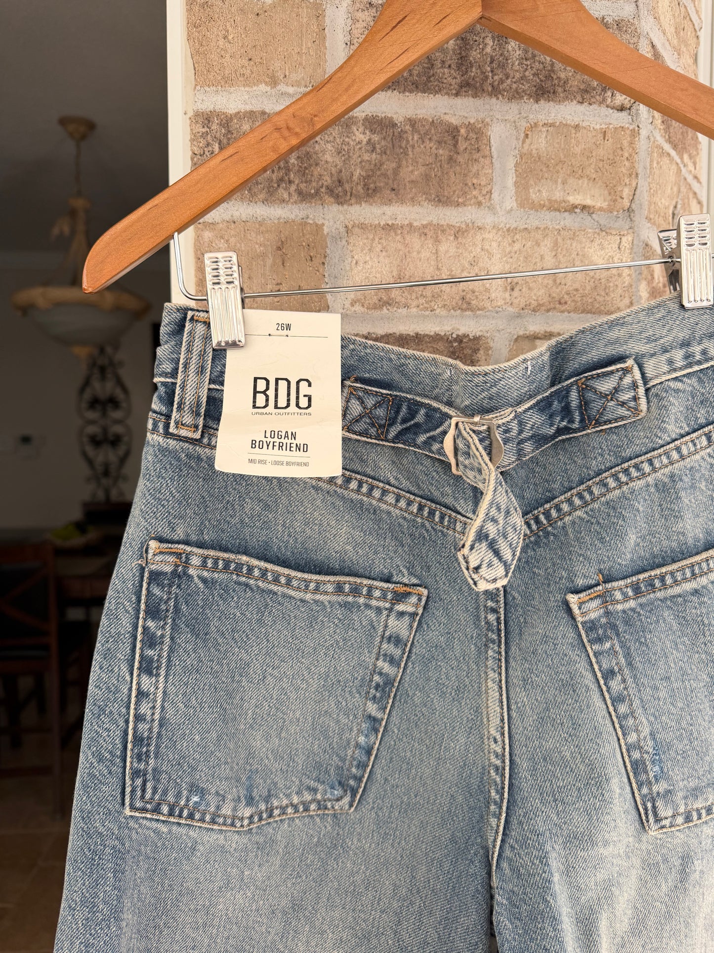 BDG Logan Boyfriend Jeans
