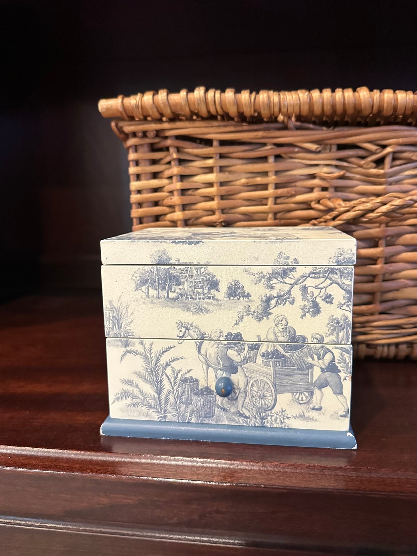 Mini Toile Jewelry Box