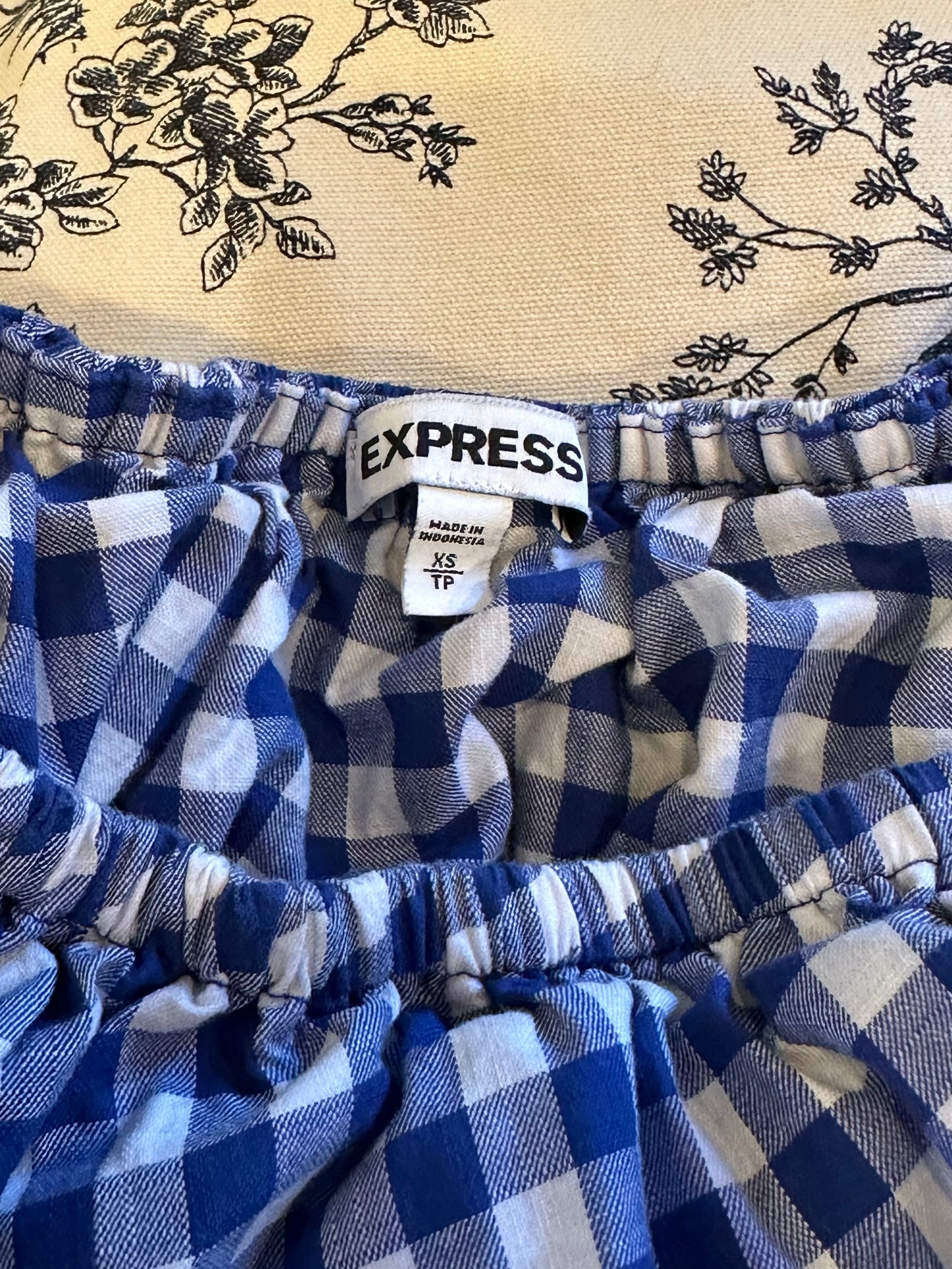 Express Gingham Crop Top