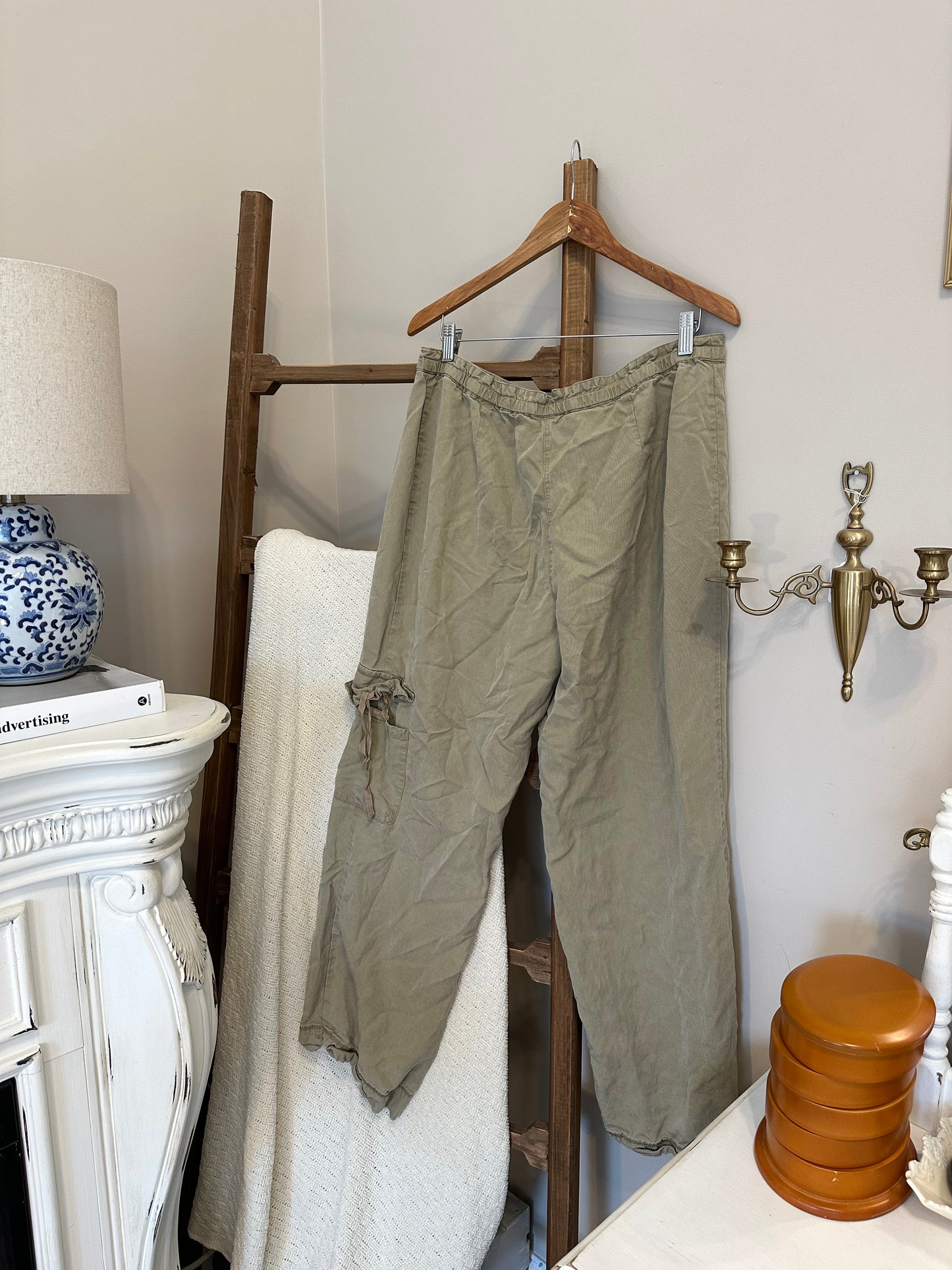 JJILL Comfy Cargo Pants