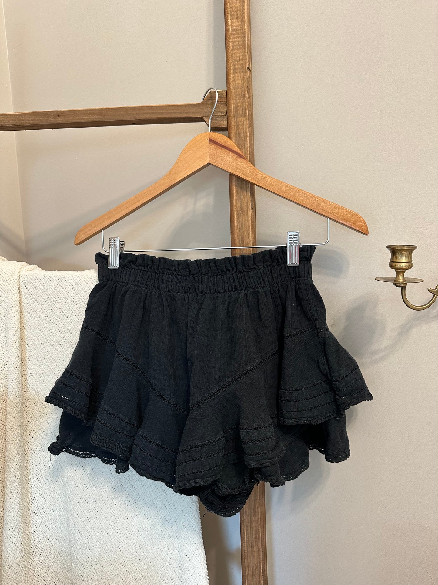 Aerie Ruffle Skort