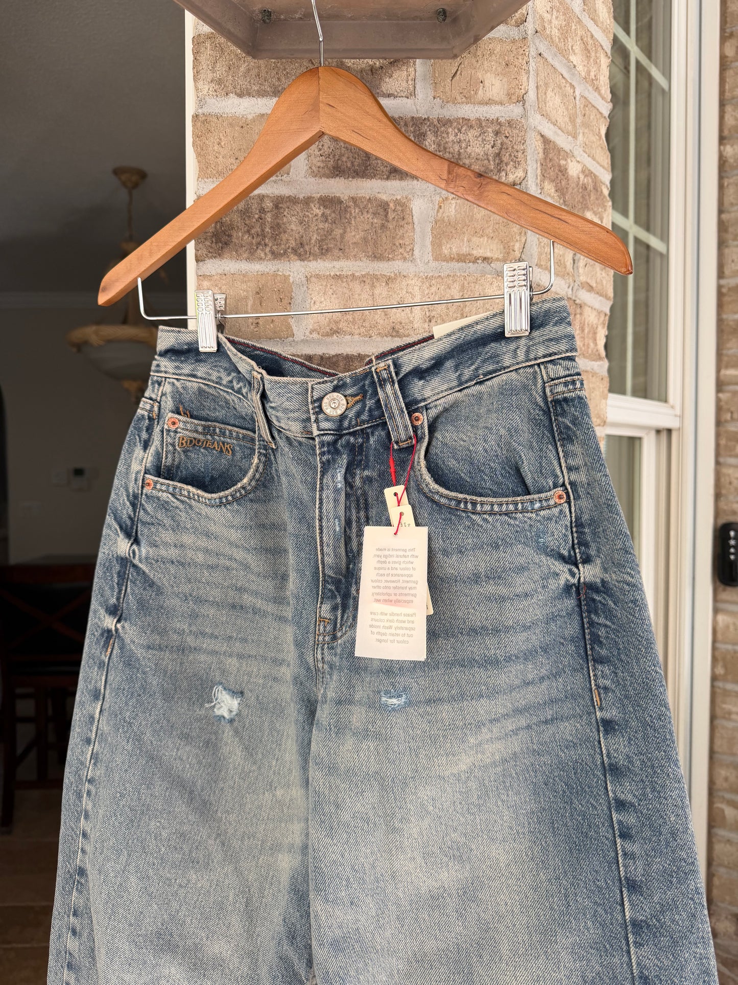 BDG Logan Boyfriend Jeans