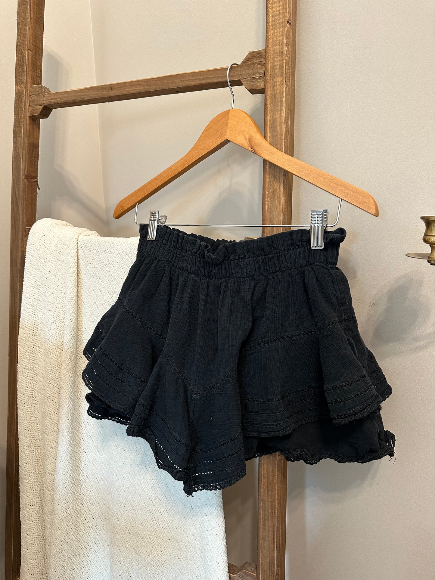 Aerie Ruffle Skort