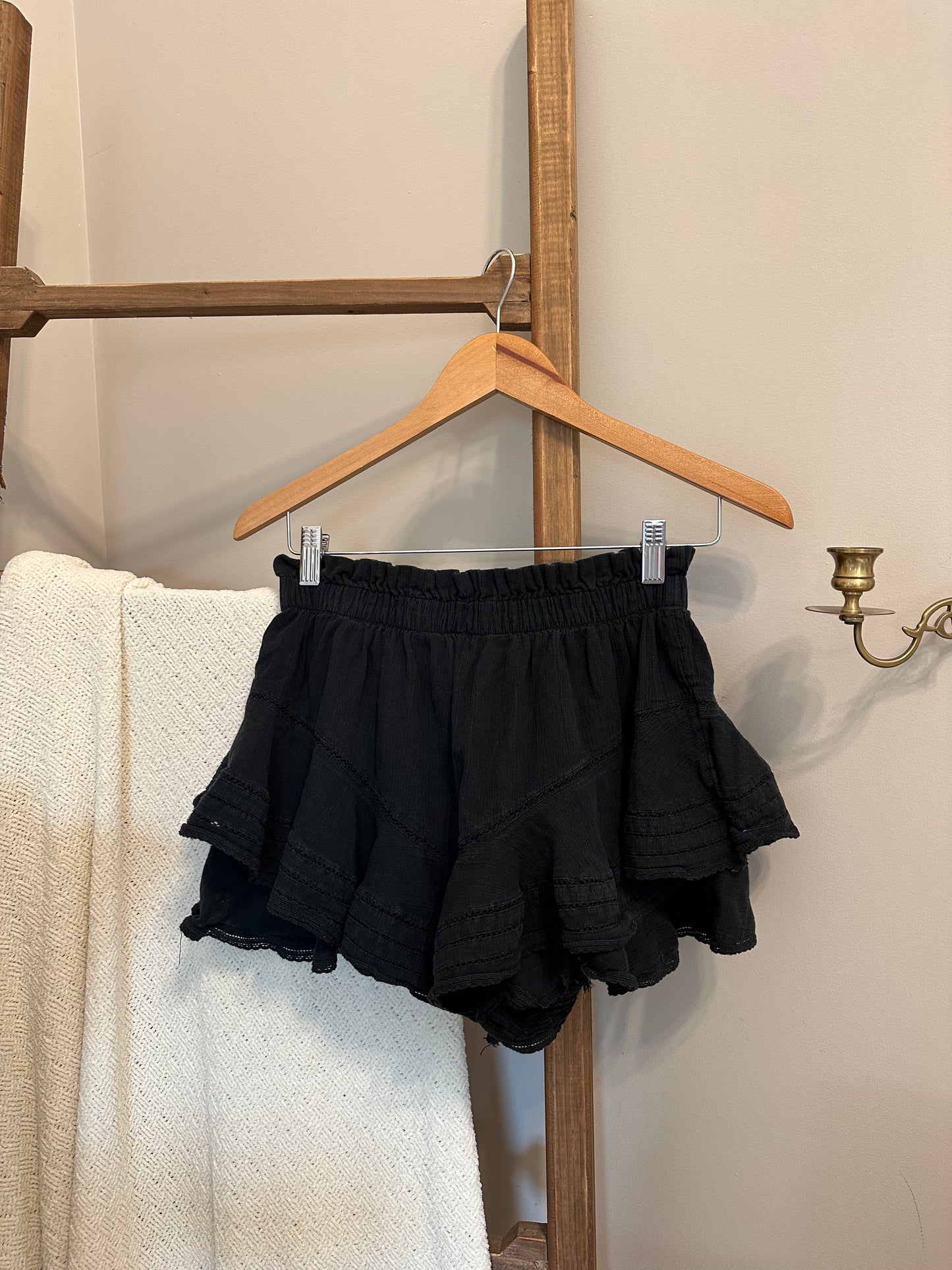 Aerie Ruffle Skort