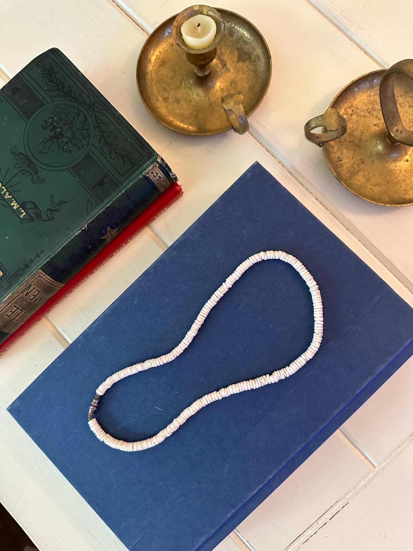 Shell Choker Necklace