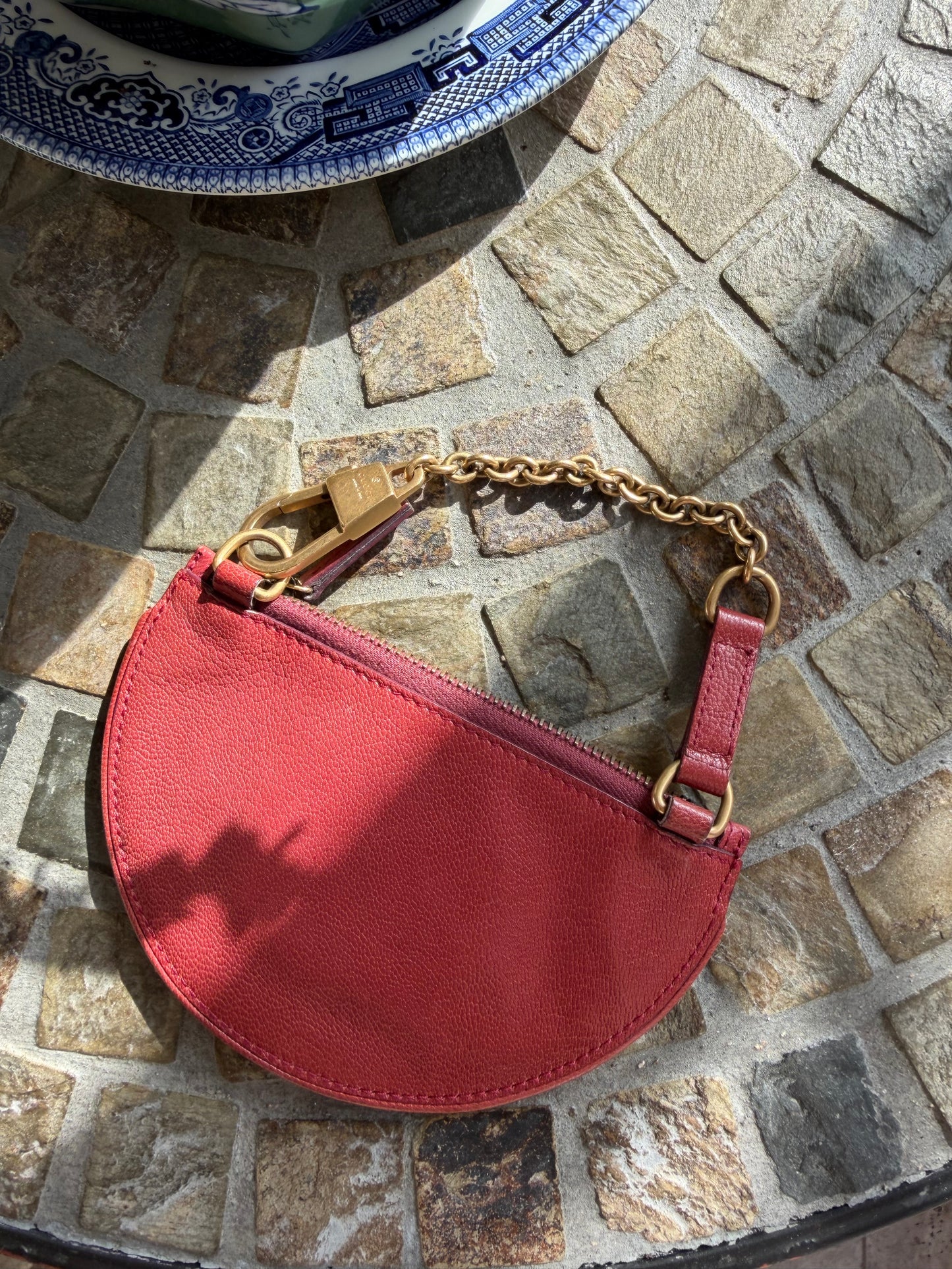Gucci Interlocking G Red Leather Chain Clip Coin Pouch