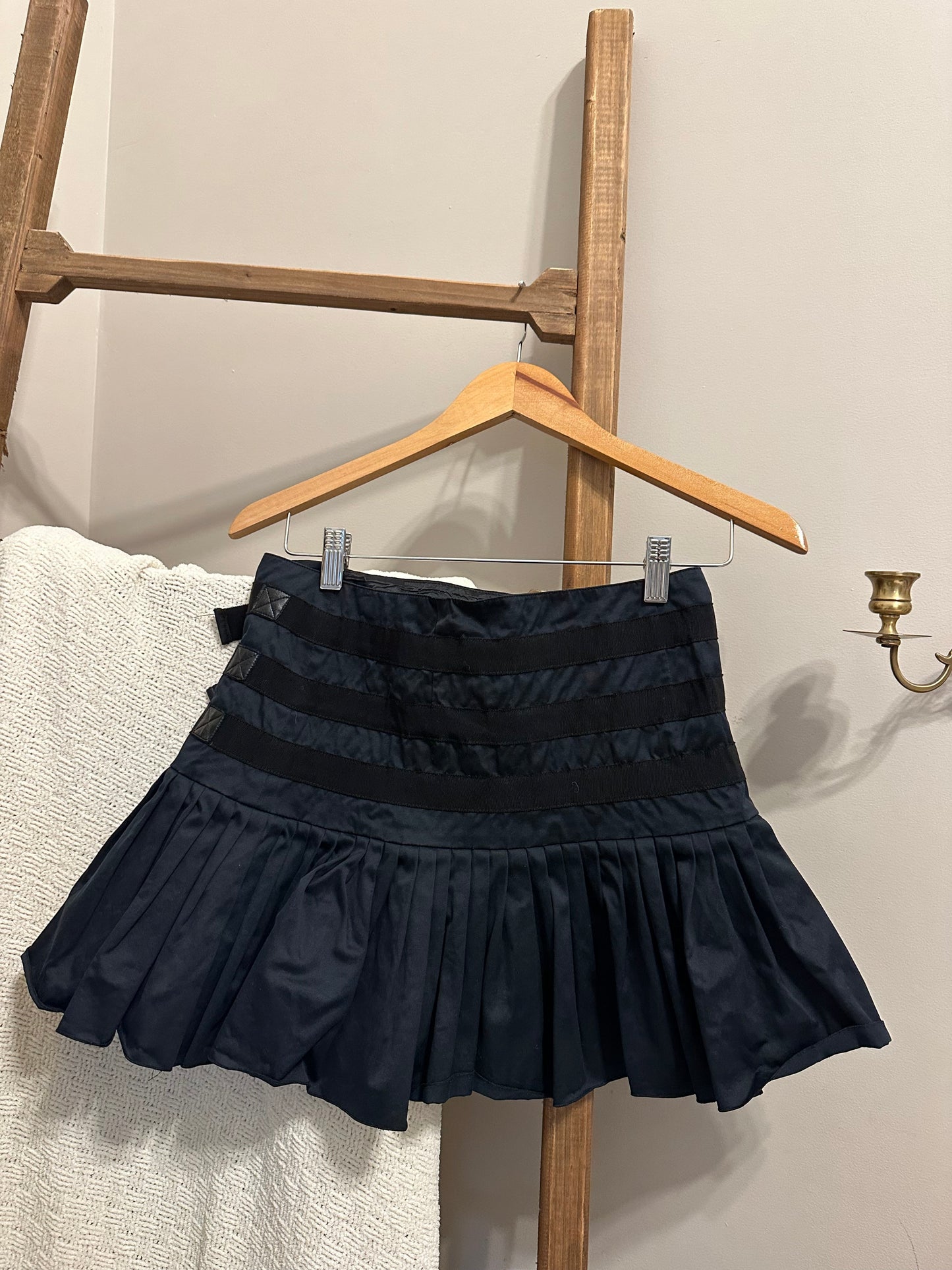 Elie Tahari Mini Skirt