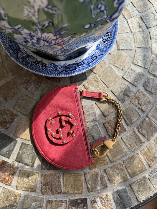 Gucci Interlocking G Red Leather Chain Clip Coin Pouch
