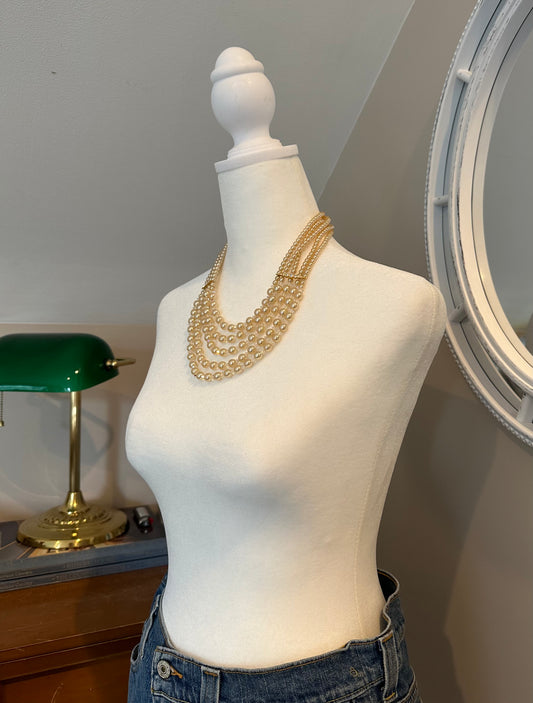 Chunky Pearl Necklace