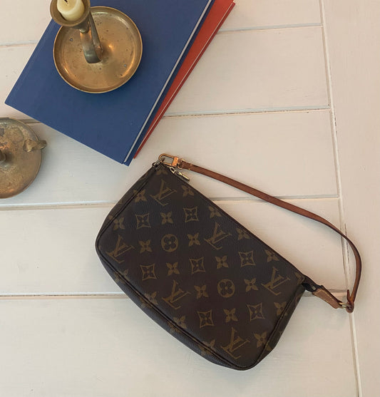 Vintage Louis Vuitton Pochette